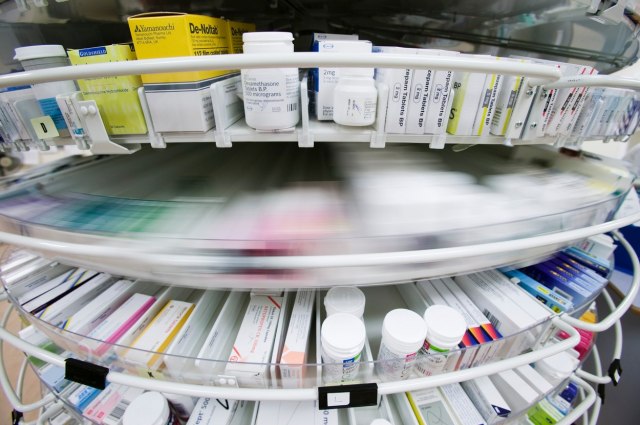 Problem samo sa Paracetamolom i Brufenom: RFZO apeluje da se ne iznose iz zemlje